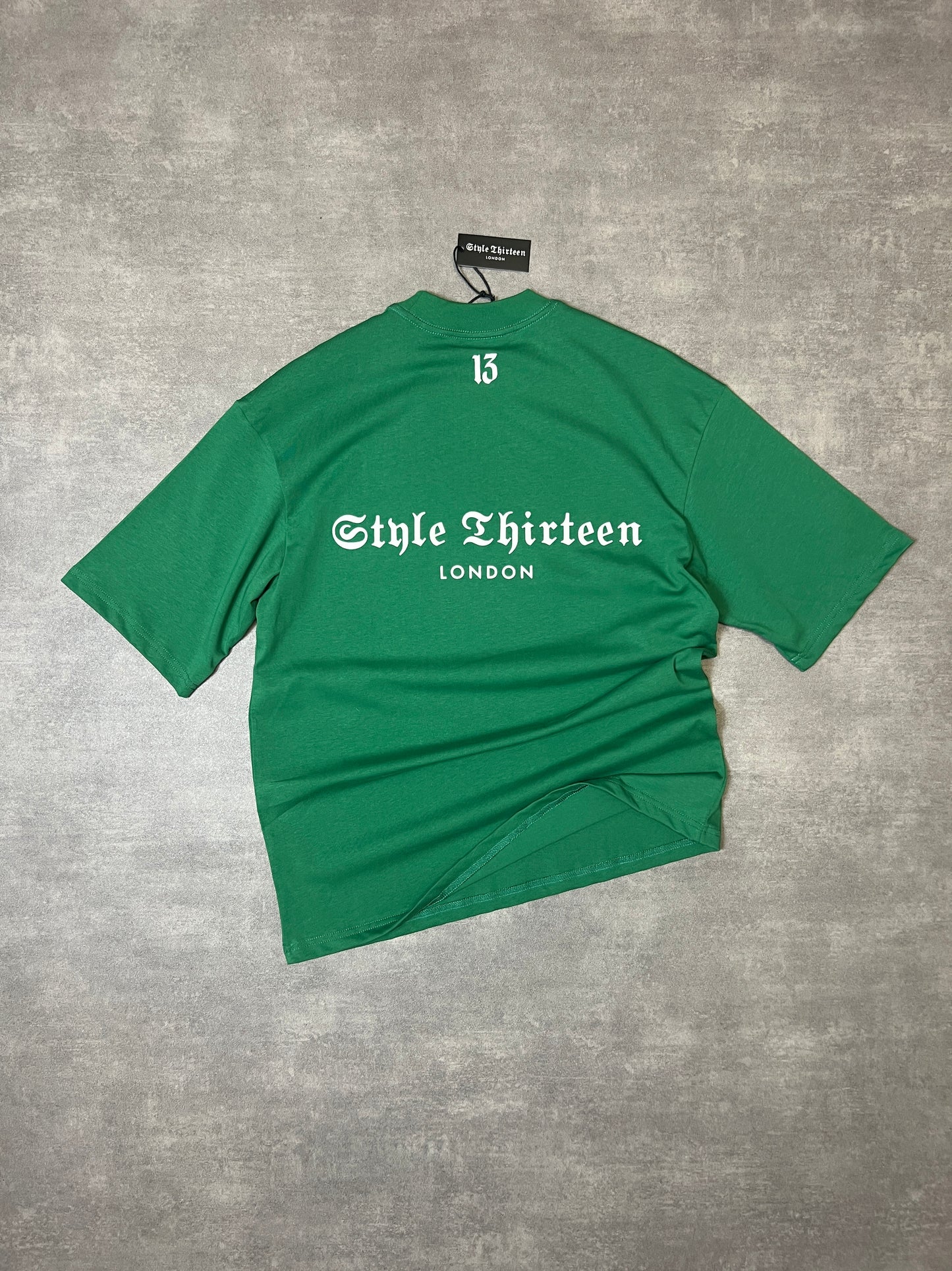 boys green tshirt